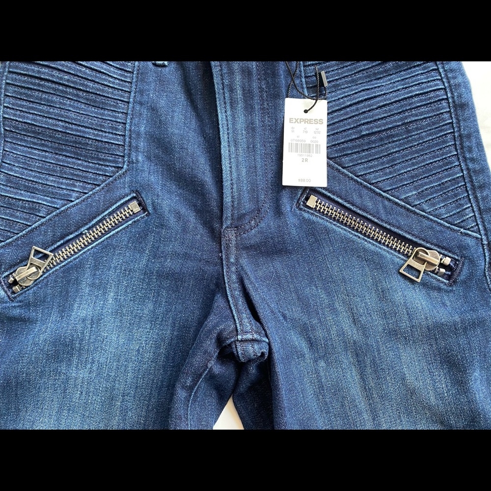 Express High Rise Jean, Size 2R, Stretch - Picture 2 of 8
